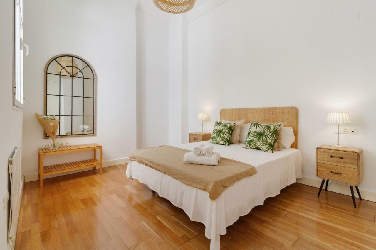 Apartamento Del Parque Flats Letran Málaga Exterior foto